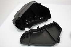 Audi Q7 4L ECU Relay Box Chamber 7L0937615H (Item #420553)