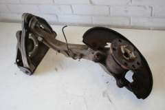 Audi Q7 4L Front NS Left Hub and Carrier 7L8407257A (Item #394684)
