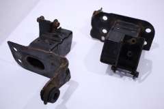 Audi Q7 4L Front Bumper Beam Support Mounts Brackets Pair 4L0807133A (Item #246410) 