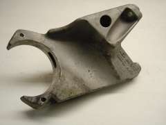 Audi A8 D3 4.0 TDi Engine Support Mount Bracket 4E0199370T (Item #23591) 