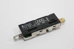 Audi A4 B8 Avant NS Left Rear Screen Radio Aerial Receiver Amplifier 8K9035225A (Item #400368) 