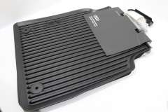 Audi A8 D4 LWB Pair Rear Rubber All Weather Floor Mats New Genuine 4H0061512041 (Item #429152) 