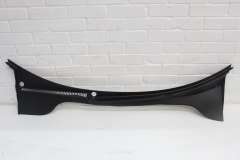 VW Golf Mk5 Mk6 RHD Lower Windscreen Scuttle Trim New Genuine  1K2819415B9B9 (Item #434069) 