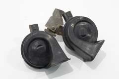 VW Polo MK5 6R High Low Tone Horns and Bracket 6R0951181C (Item #463655) 