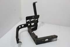 Audi A8 D2 FL Front OS Right Corner Mount Wing Support Black 4D0821138AP (Item #285007)