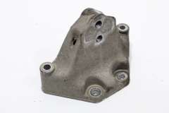 Porsche Cayenne S 955 Transfer Box Transmission Mount Bracket  7L0399649C (Item #288825) 