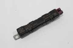 Audi Q5 8R Lower NS Left Aerial Booster Amplifier 8R0035225C (Item #413162) 