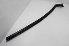 VW Passat CC Front OS Right Door Window Lower Rubber Water Seal 3C8837472B (Item #353717) 