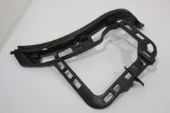 VW Passat B7 Estate OS Right Rear Bumper Bracket Guide  3AF807378 (Item #451829) 