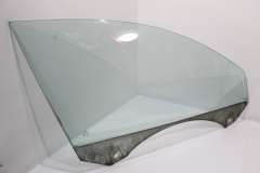 Audi A6 C6 Front OS Right Door Window Glass Single Pane 4F0845202D (Item #457506)