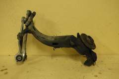 Audi A8 D2 Front OS Right Steel Hub Carrier + Hub Assembly 4D0407258L (Item #180365) 