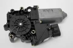 Audi A8 D2 NS Left Front Electric Window Motor 4D0959801A (Item #301360)