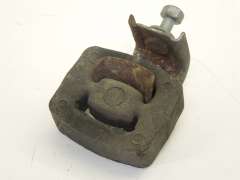 Audi A8 D2 Rear Exhaust Bracket Mount 4D0253461 (Item #358765) 