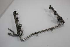 Audi A4 B6 A6 C5 A8 D3 3.0 V6 Petrol Fuel Rail  06C133681K (Item #358021) 