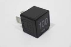 Audi A3 A4 A6 A8 TT Contact Close Relay 100 7M0951253A (Item #452159)