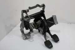 Audi A4 B9 Manual Pedal Box with Brake and Clutch Pedals 8W2721117A (Item #360774) 