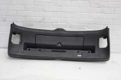 Audi Q7 4L Tailgate Lower Boot Trim Triangle Holder Black Auto Boot 4L0867973 (Item #420177)