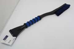VW Volkswagen Accessories Ice Scraper And Snow Brush New Genuine 000096010A (Item #453987) 