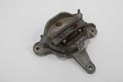 Audi A8 D4 Transmission Gearbox Support Mount 4H0399115G 8K0399151 (Item #390126) 