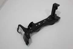 Audi A3 8V Front NS Left Wing Support Guide Bracket New Genuine 8V0821135A (Item #394313) 
