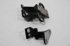 VW Golf Mk6 Front NS Left Pair Door Hinges Upper and Lower 1K0831401N (Item #464649) 