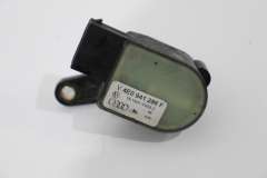 Audi A8 D3 OS Right Front Suspension Height Level Sensor  4E0941286F (Item #404003) 
