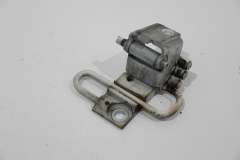 Audi A3 8P 5 Door NS Left Front Lower Door Hinge 8P4831411A (Item #412034) 