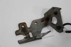 Audi Q5 8R Gearbox Heat Shield Bracket 8K0971502AG (Item #414053) 
