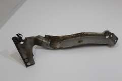 Audi A4 B8 OS Right Front Wing to Bumper Bracket Guide 8K0821136M (Item #436664) 