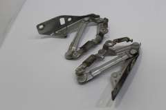 Audi TT 8J Mk2 Pair Bonnet Hinges Silver 8J0823301D (Item #437267) 