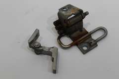 Audi TT 8J OS Right Front Door Hinges Upper and Lower 8J0831412 (Item #473255) 