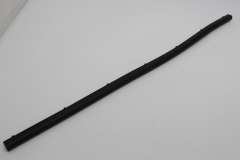 VE Golf Mk7 Front Under Bonnet Rubber Seal New Genuine 5G0823707 (Item #441348) 
