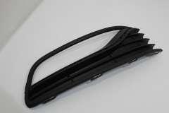 VW Polo Mk5 FL OS Right Front Lower Bumper Grill New Genuine 6C0853666 (Item #441508) 