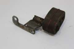 Audi A8 D3 4.2TDi NS Left Exhaust Mounting Rubber and Bracket 4E0253661E (Item #442160) 