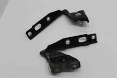 Audi A5 8T Pair of Bonnet Hinges Black 8T0823302B (Item #448241) 
