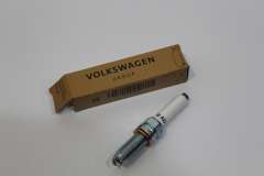 VW Golf Mk7 1.5 Longlife Spark Plug New Genuine 05E905602 (Item #472036) 