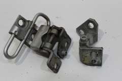 VW Golf Mk5 Rear OS Right Door Hinges Upper and Lower 1K4833412Q (Item #450444) 