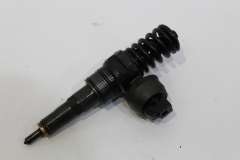 VW Golf Mk5 2.0 Diesel Fuel Injector Unit 038130073AS (Item #450546)