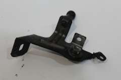 VW Golf MK5 2.0 SDi  Diesel Engine Cover Mounting Bracket  03G103945B (Item #450647) 