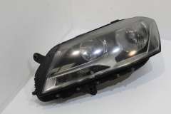 VW Passat B7 NS Left Halogen Headlight 3AC941005 (Item #451370) 
