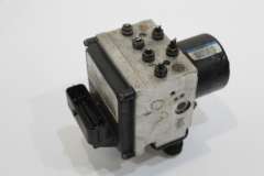 VW Passat B6 ABS Pump and Controller 3C0614095Q (Item #453551)