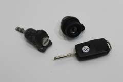 VW Beetle 9C Door Ignition and Key Set 107837167PC (Item #459215)