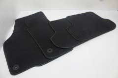 VW Beetle 9C Front Rear Carpet Floor Mats Black Yellow New Genuine 5C2863011DCNA (Item #462458) 