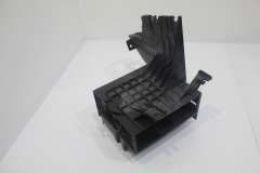 Audi A5 8T Cabriolet ECU Electronic Units Mounting Bracket 8F0035313A (Item #468884) 