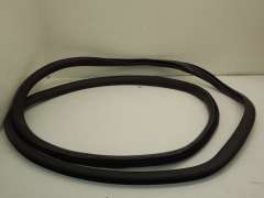 Audi A4 B6 Saloon OS Right Rear Door Rubber Seal 8E5833721B (Item #109215) 
